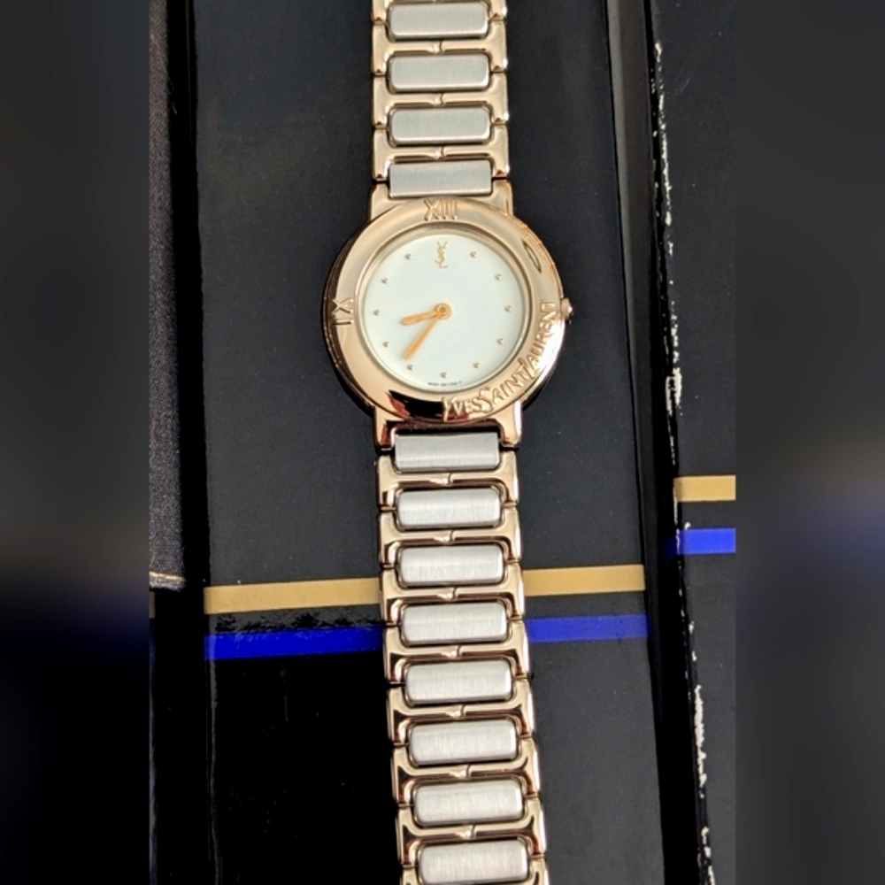 Yves Saint Laurent Gold‎ and Silver Watch - Picture 4 of 9